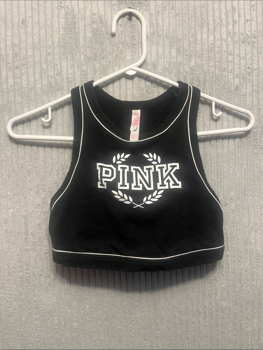 PINK Victoria's Secret Black Cropped Athletic Tank with White Logo Small